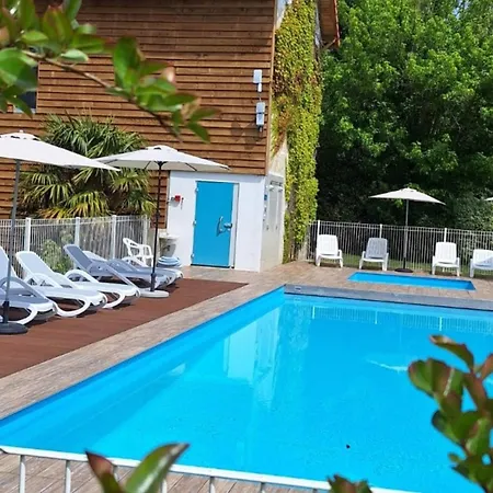Campingplatz Avec Terrasse - 2 Pour 4 Personnes - Api-1-52-740 Saint-Julien-en-Born